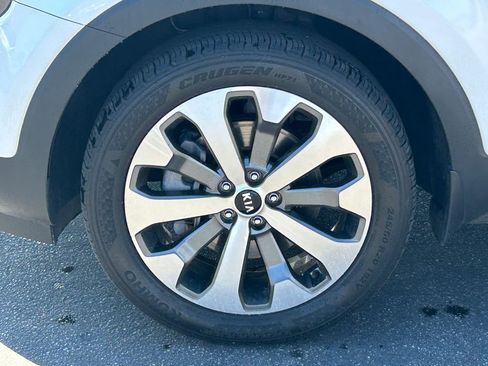 Used 2020 Kia Telluride EX w/ EX Premium Package FWD image 13
