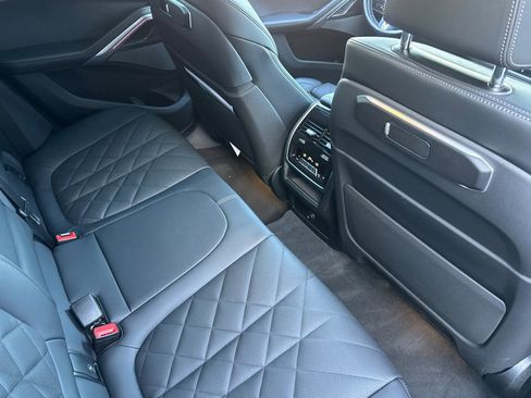 Used 2024 BMW X6 M60i image 31