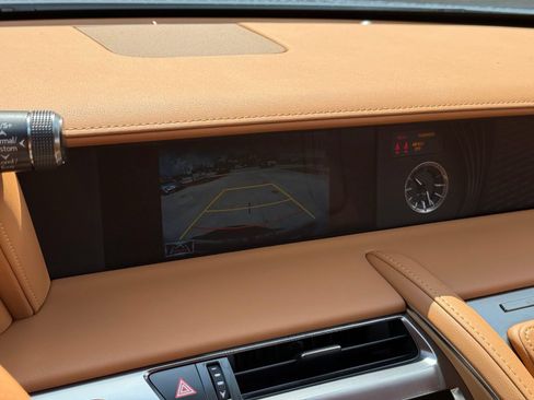 Used 2021 Lexus LC 500 Convertible w/ Touring Package RWD image 30