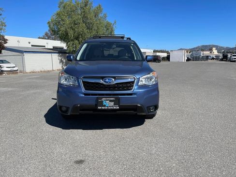 Used 2016 Subaru Forester 2.5i Limited AWD/4WD image 2