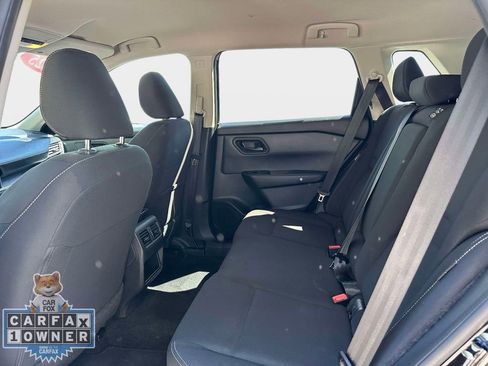 Used 2025 Nissan Rogue S AWD/4WD image 13