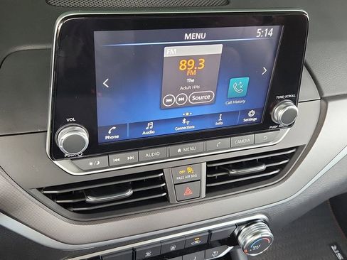 New 2025 Nissan Altima 2.5 SR image 13