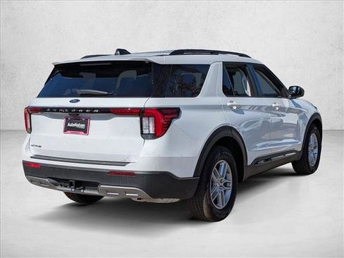 New 2026 Ford Explorer Active w/ Active Comfort Package image 2