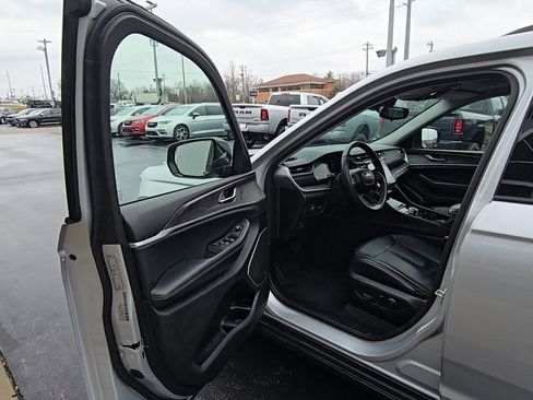 Certified 2021 Jeep Grand Cherokee L Limited image 15