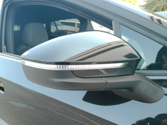 Used 2021 Volkswagen ID.4 Pro w/ ID.4 Protection Package RWD image 22