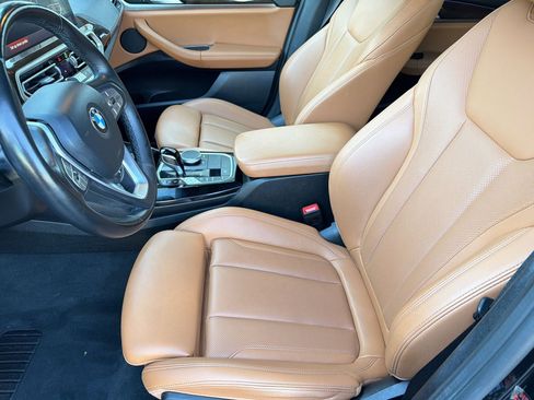 Used 2024 BMW X3 sDrive30i w/ Premium Package image 5