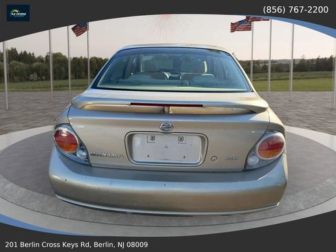 Used 2003 Nissan Maxima SE FWD image 4