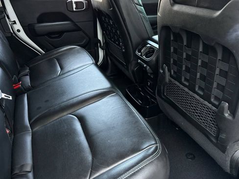 Used 2021 Jeep Wrangler Unlimited Rubicon 4xe w/ Steel Bumper Group AWD/4WD image 19