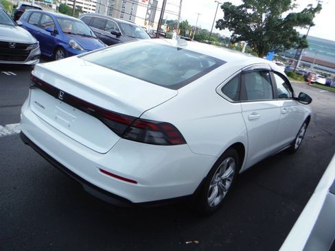Used 2023 Honda Accord LX image 7