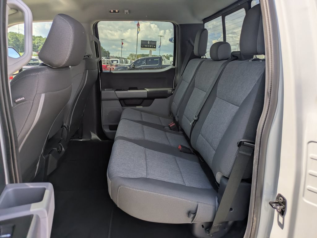 Used 2024 Ford F250 XL w/ STX Appearance Package AWD/4WD image 7