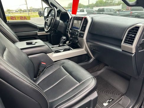 Used 2020 Ford F150 Lariat AWD/4WD image 17