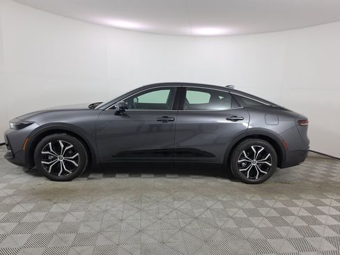 Used 2023 Toyota Crown AWD/4WD image 4