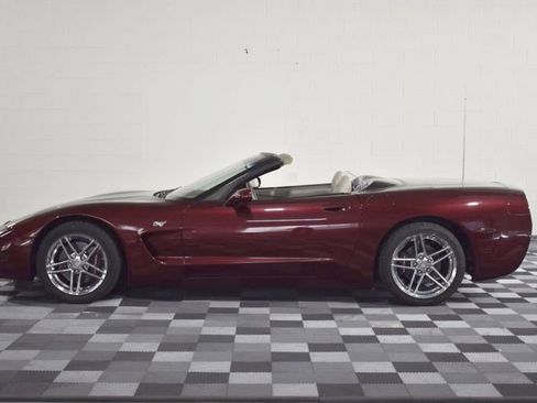 Used 2003 Chevrolet Corvette Convertible w/ Preferred Equipment Group1 image 3