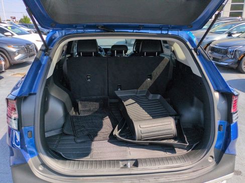 Used 2024 Kia Sportage EX FWD image 26