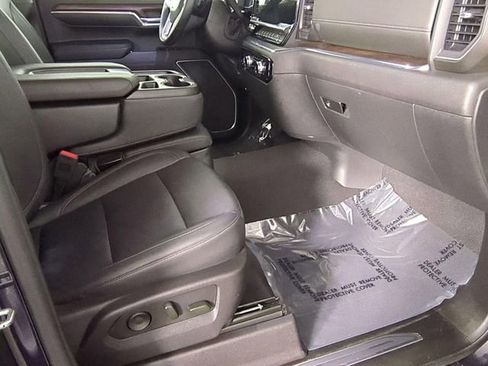 Certified 2024 GMC Sierra 1500 SLT image 27