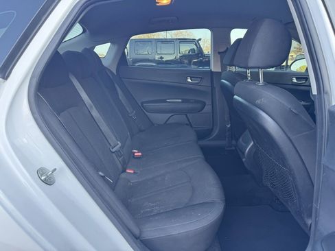 Used 2019 Kia Optima LX image 13