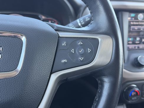 Used 2019 GMC Acadia Denali w/ Technology Package AWD/4WD image 22
