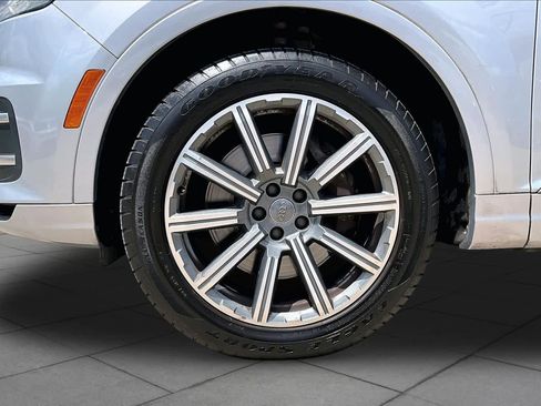 Used 2018 Audi Q7 3.0T Prestige AWD/4WD image 11