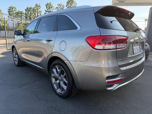 Used 2017 Kia Sorento SX FWD image 25