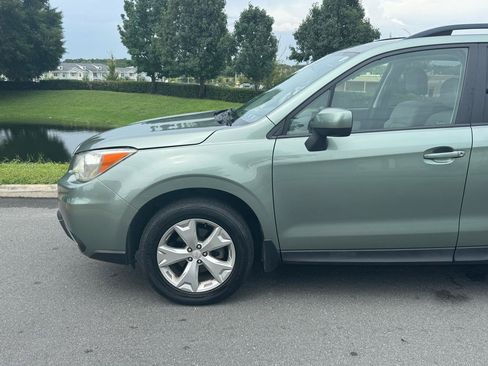 Used 2014 Subaru Forester 2.5i Premium w/ Protection Package #1 AWD/4WD image 7