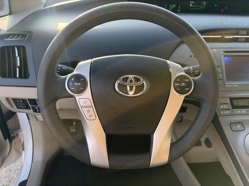 Used 2013 Toyota Prius Three FWD image 36