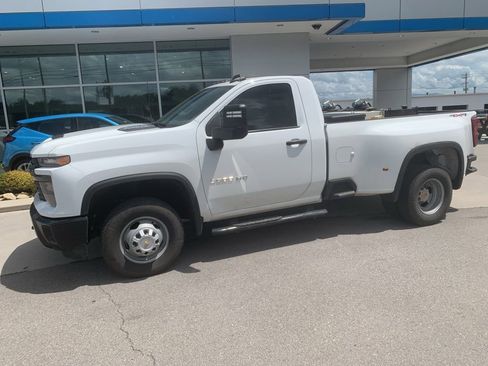 Used 2025 Chevrolet Silverado 3500 W/T w/ WT Convenience Package AWD/4WD image 1