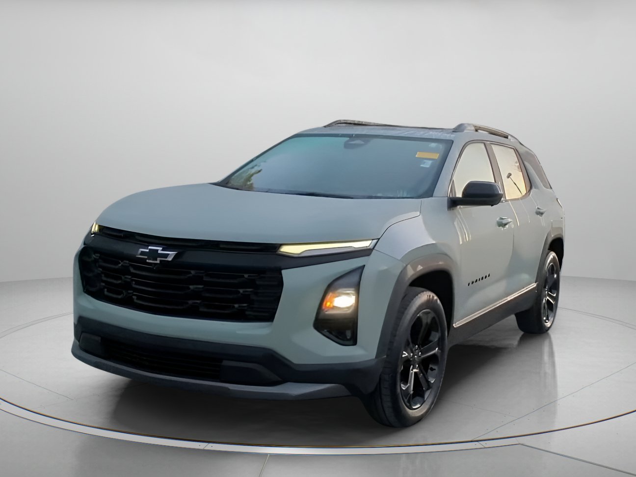 Used 2025 Chevrolet Equinox LT w/ Convenience Package II FWD image 11