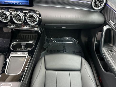 Certified 2025 Mercedes-Benz CLA 250 4MATIC image 31