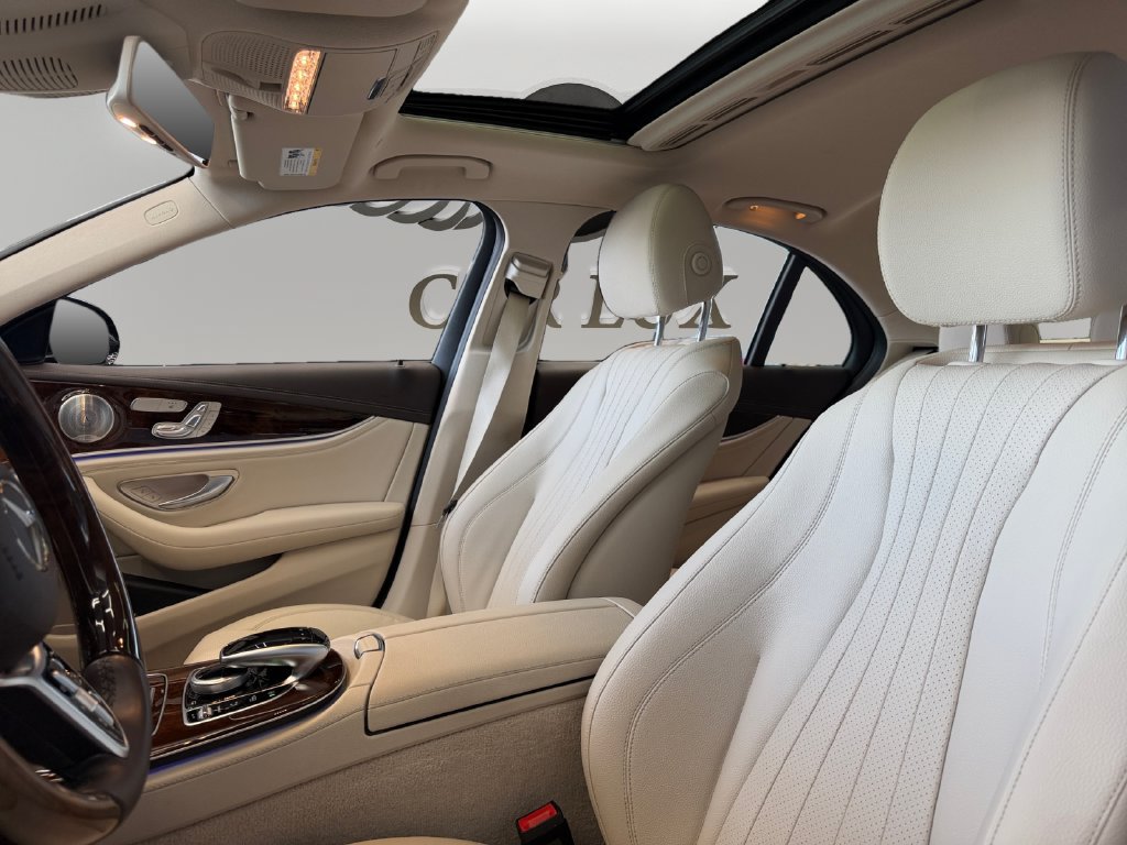 Used 2020 Mercedes-Benz E 350 Sedan image 9