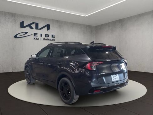 New 2026 Kia Sportage X-Line w/ X-Line Technology Package AWD/4WD image 3