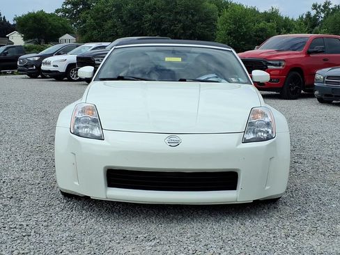 Used 2004 Nissan 350Z Touring RWD image 6