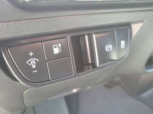 Used 2024 Kia EV6 Light AWD/4WD image 17
