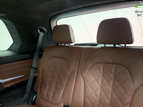 Used 2026 BMW X7 xDrive40i AWD/4WD image 48