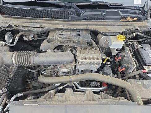 Used 2022 RAM 1500 Laramie w/ Laramie Southwest Edition image 13