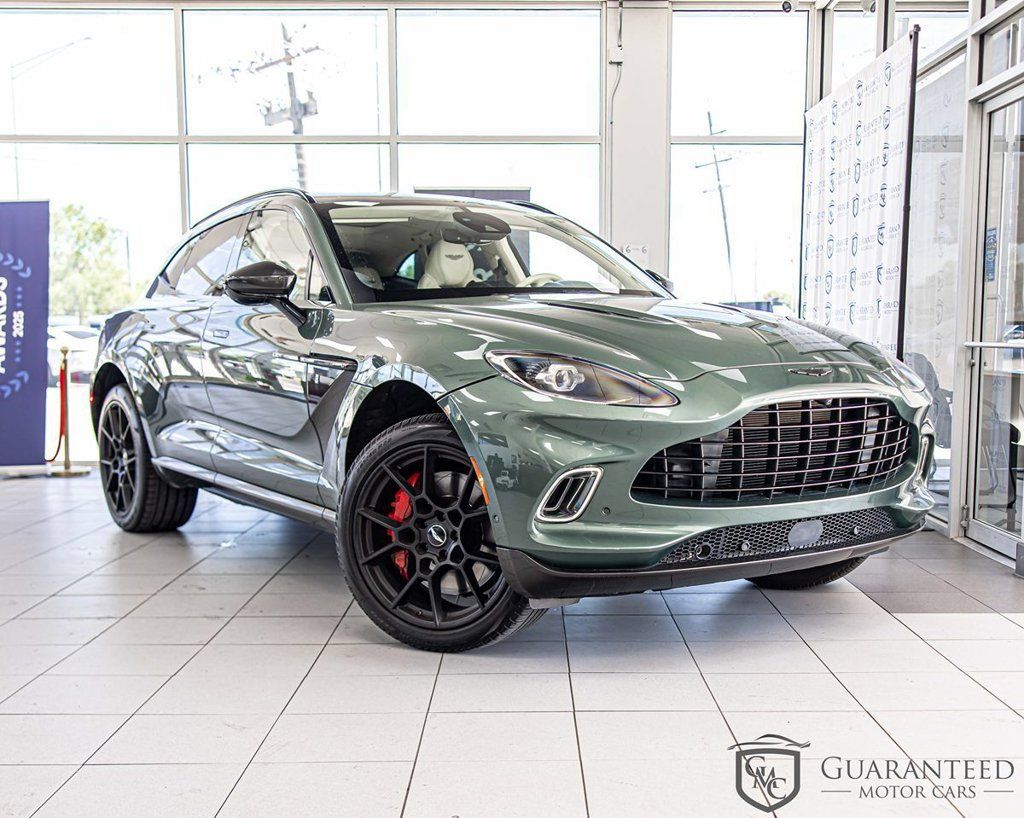 Used 2021 Aston Martin DBX AWD/4WD image 3