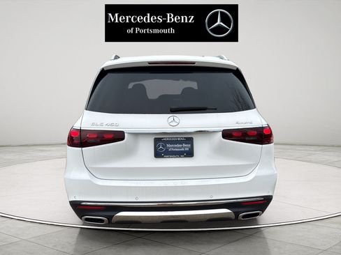Used 2026 Mercedes-Benz GLS 450 4MATIC image 4