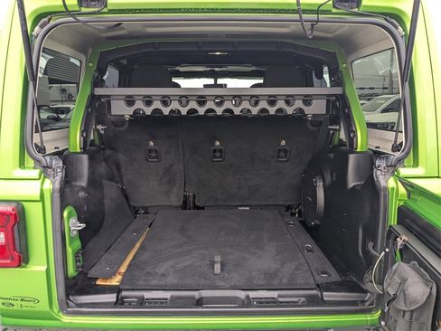 Used 2018 Jeep Wrangler Unlimited Rubicon image 12