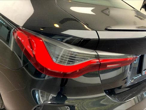 Used 2022 BMW 430i Coupe w/ M Sport Package image 26