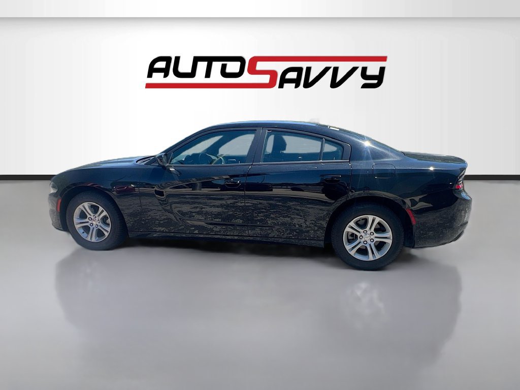Used 2023 Dodge Charger SXT w/ Cold Weather Package RWD image 4