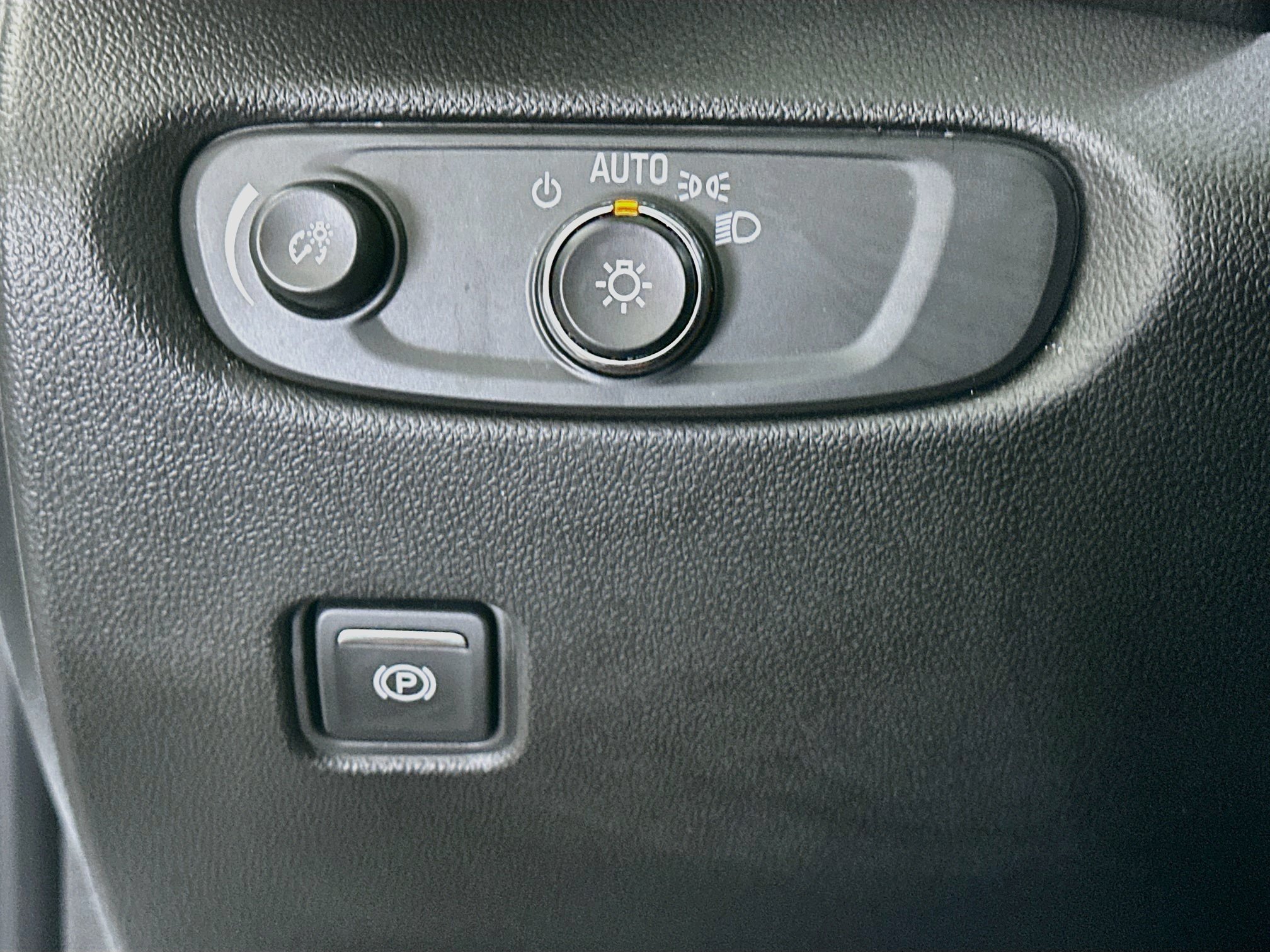 Used 2026 Chevrolet Blazer LT FWD image 17