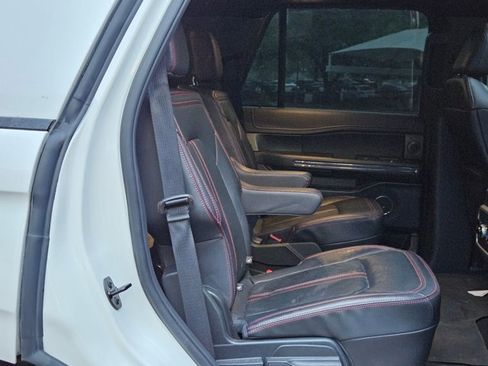 Used 2023 Ford Expedition Limited image 15