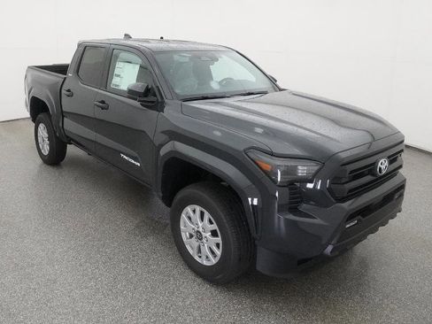 New 2025 Toyota Tacoma SR5 image 13