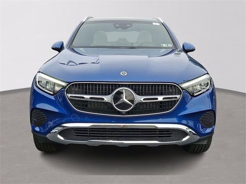 Certified 2025 Mercedes-Benz GLC 300 4MATIC image 2