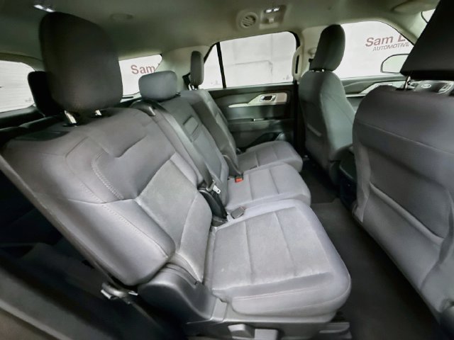 Certified 2025 Ford Explorer Active AWD/4WD image 26