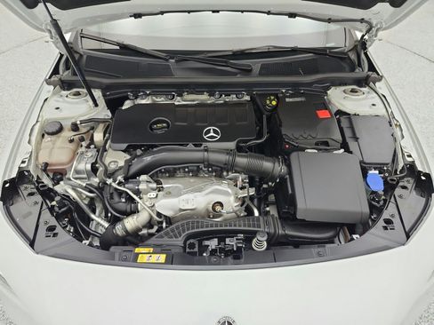 Used 2023 Mercedes-Benz CLA 250 image 17