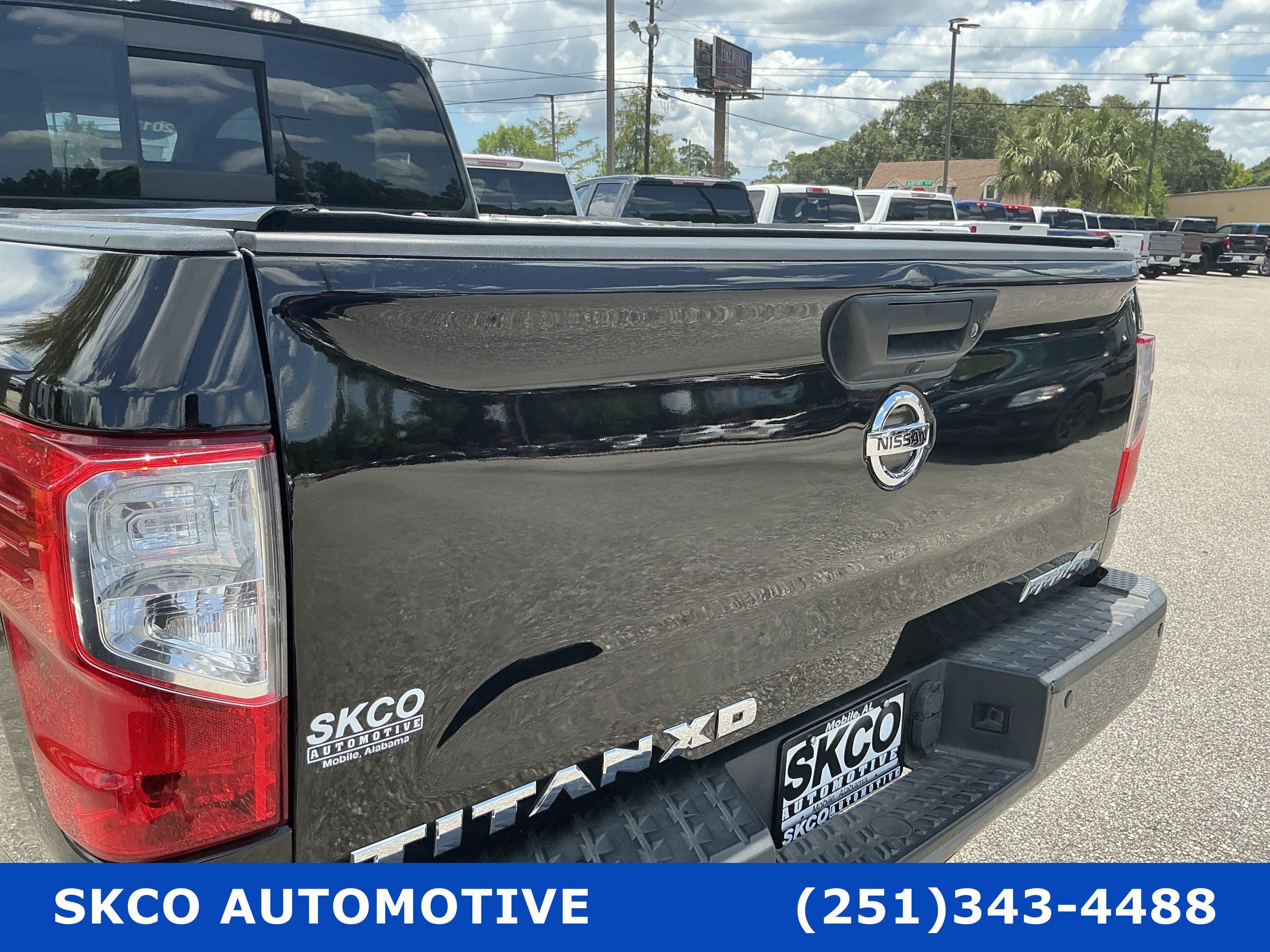 Used 2017 Nissan Titan PRO-4X AWD/4WD image 20