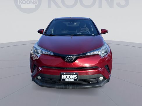 Used 2018 Toyota C-HR XLE image 11