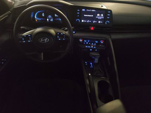 Used 2025 Hyundai Elantra Sport w/ Cargo Package FWD image 22