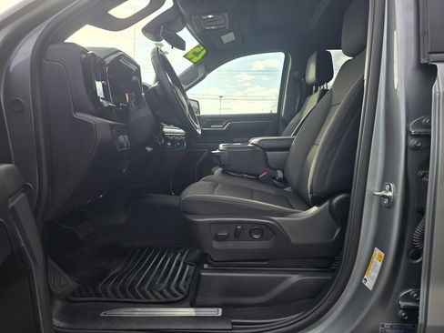 Used 2025 Chevrolet Silverado 1500 LT w/ Work Truck Package image 17