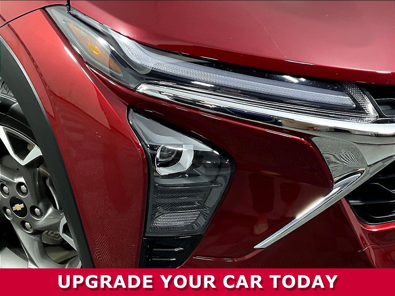 Used 2025 Chevrolet Trax LT FWD image 30